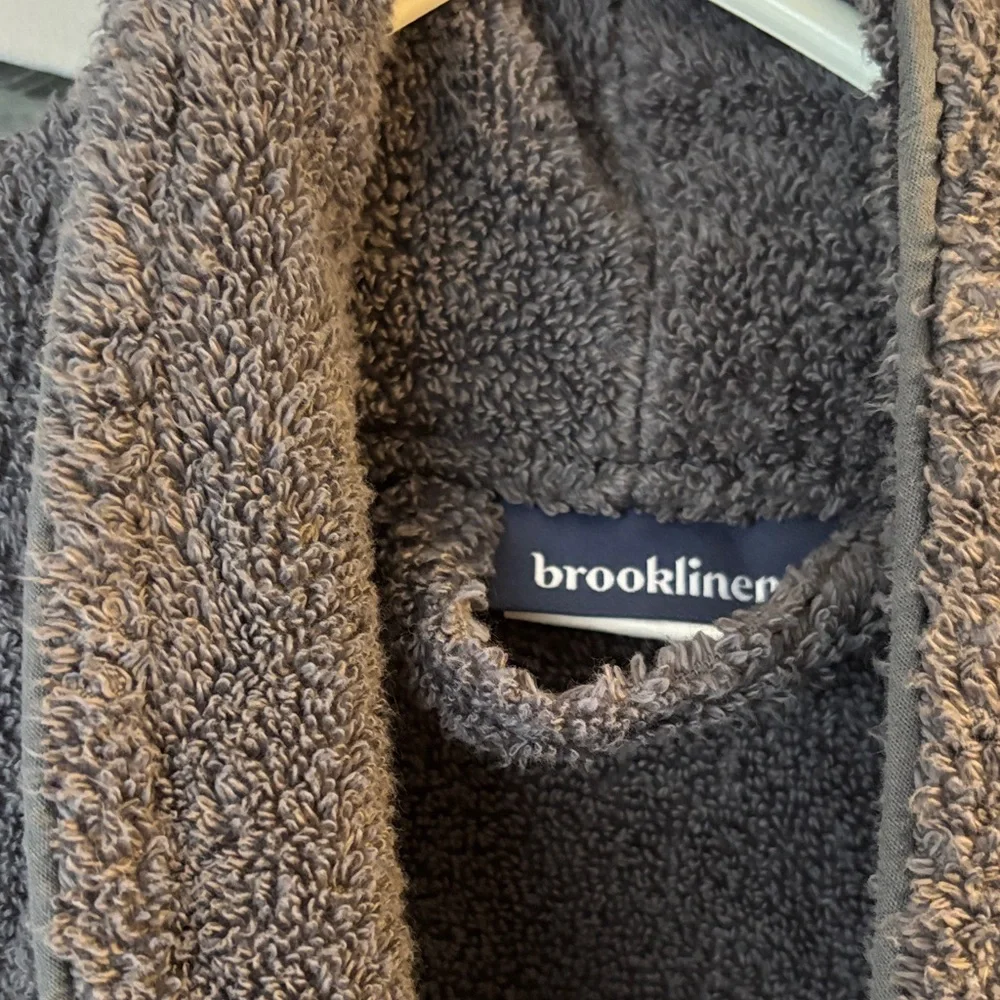 Brooklinen Robe - Picture 2 of 3